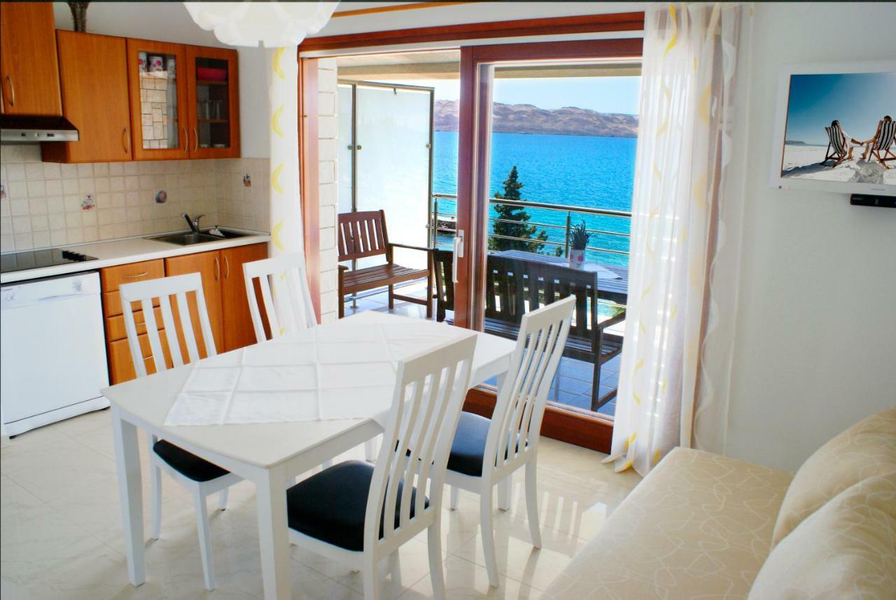 Apartmani Ribarica**** Карлобаг Экстерьер фото