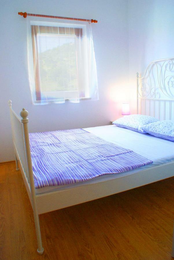 Apartmani Ribarica**** Карлобаг Экстерьер фото